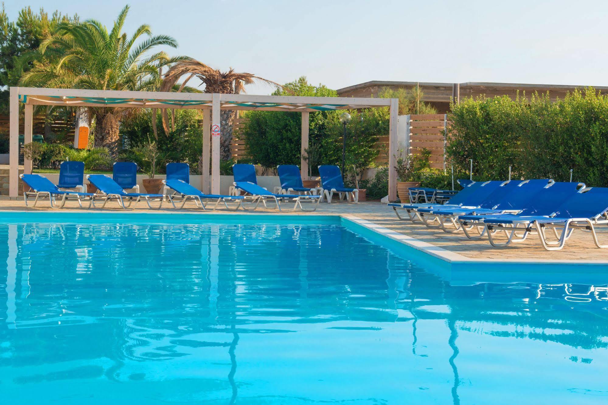 Oasis Beach Hotel - Adults Only Anissaras Exteriör bild